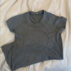 Lululemon Swiftly Tech Short Sleeve 2.0